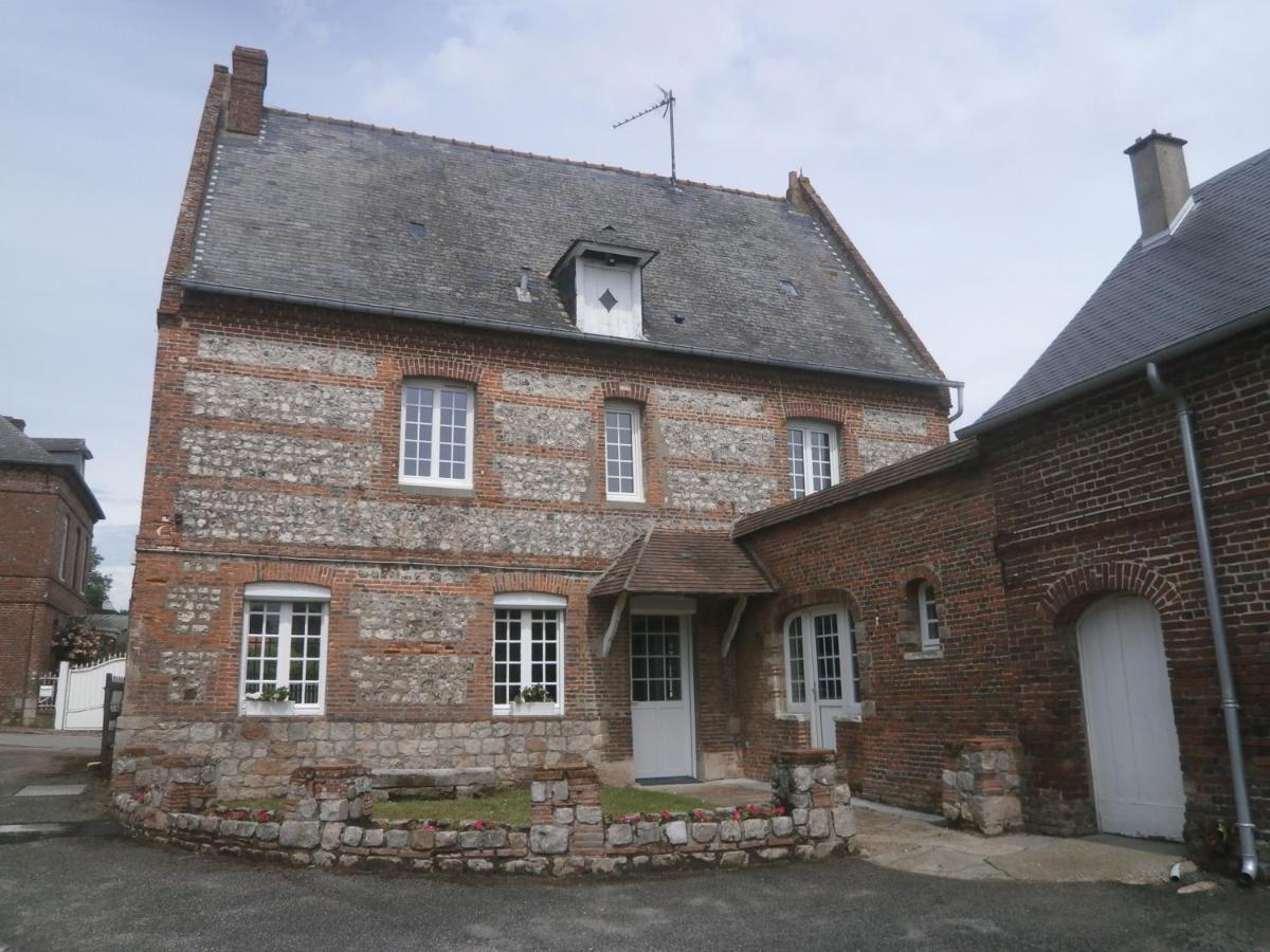 Au Claire De Lune Le Bourg-Dun Exterior foto